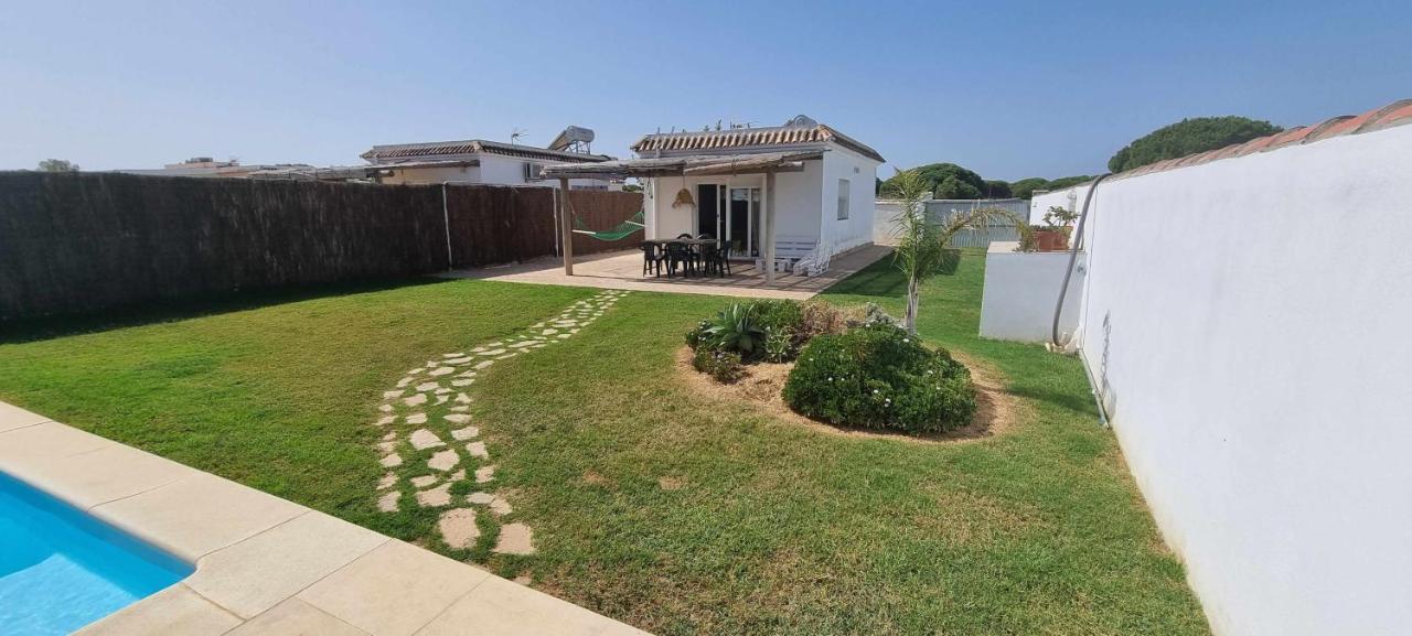 Casitas De La Barrosa Con Jardin Y Piscina *